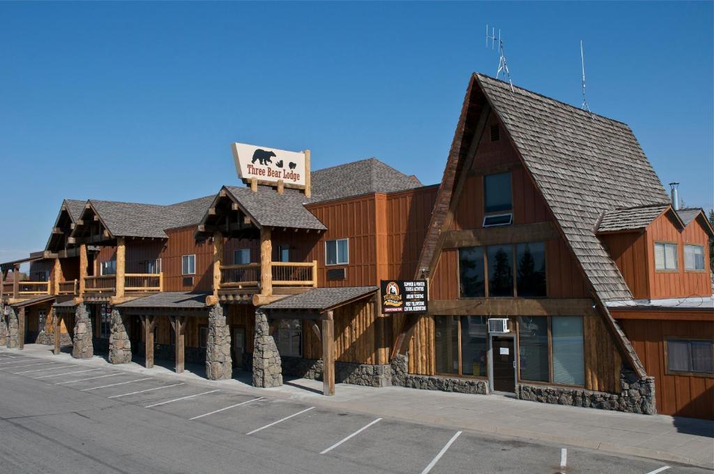 Three Bear Lodge West Yellowstone Exterior photo