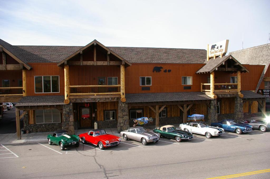 Three Bear Lodge West Yellowstone Exterior photo