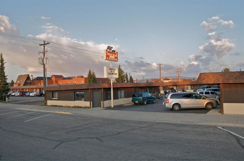 Three Bear Lodge West Yellowstone Exterior photo